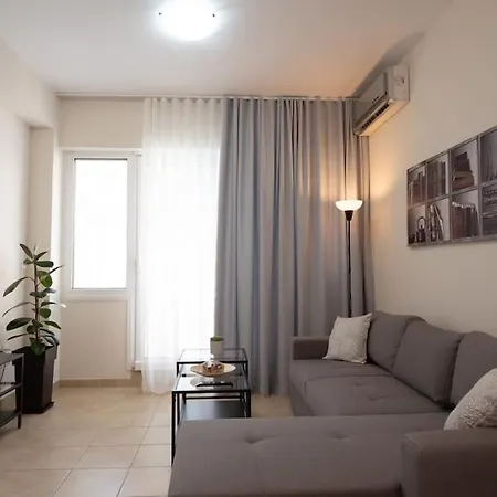 Dream Near Coast Apartment *